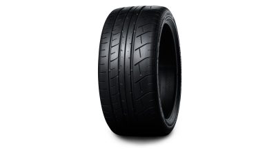 Nissan GT-R Dunlop high-performance run-flat tyres